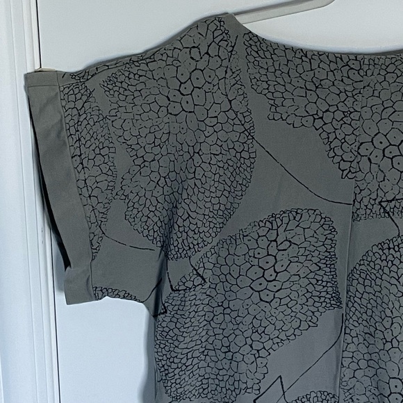 No Nasties Light Gray Goenchi Loopknit Midi Dress Size Large - 47457 - Picture 8 of 13